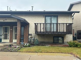416 Heritage Dr #4, Estevan, SK S4A2N4