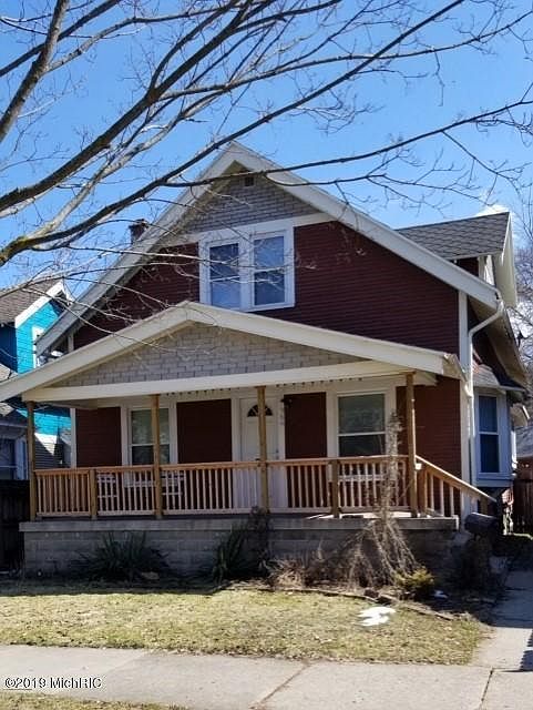 1st image of 964 Powers Ave NW