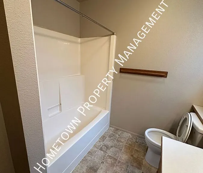 9614 Espirit Ct SE — Photo 16