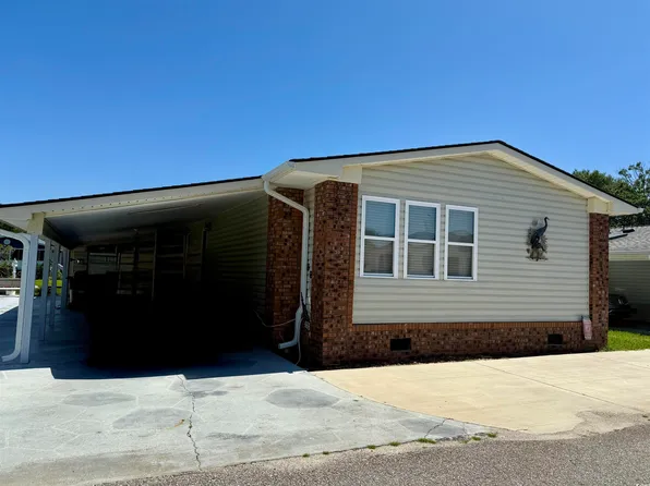 468 Sandpebble Dr., Surfside Beach, SC 29575