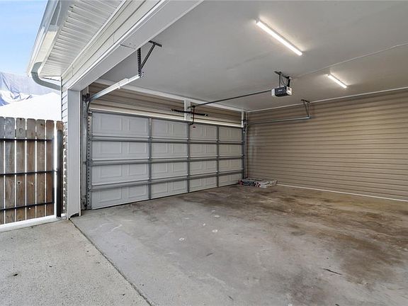 4th image of 43215 Creek Cir APT 502