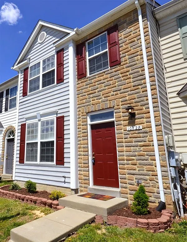 10728 Esprit Pl photo 1