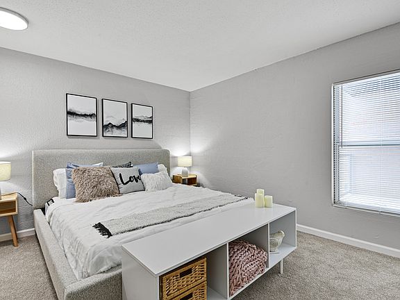 Flatiron Bedroom1