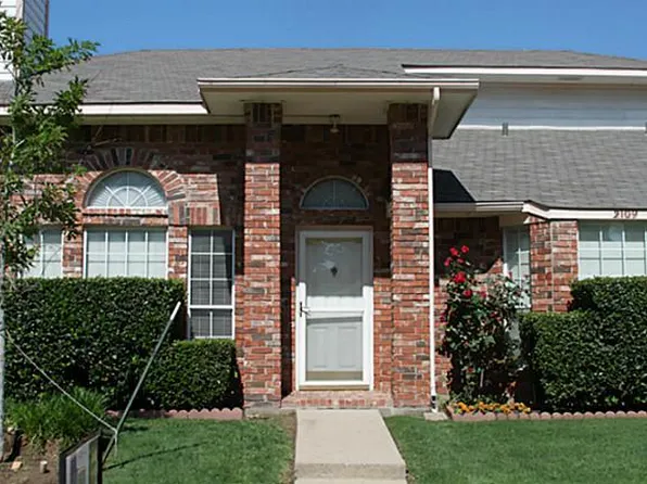 2109 Regency Dr, Flower Mound, TX 75028