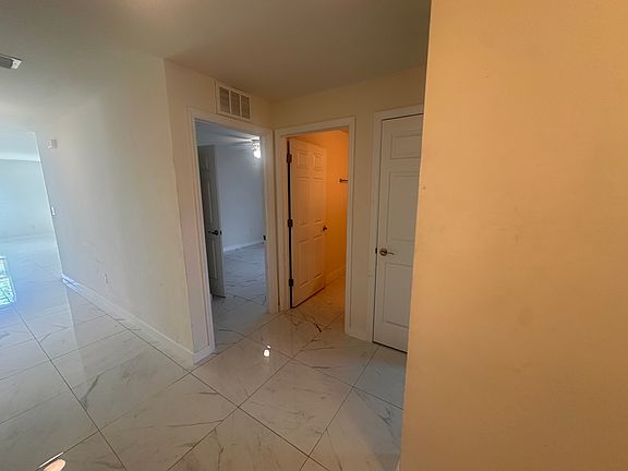 3rd image of 2927 NW 4th Pl