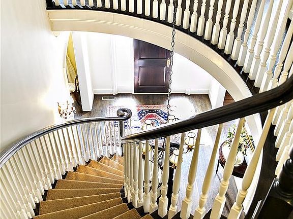 4th image of 116 Meadowbrook Dr