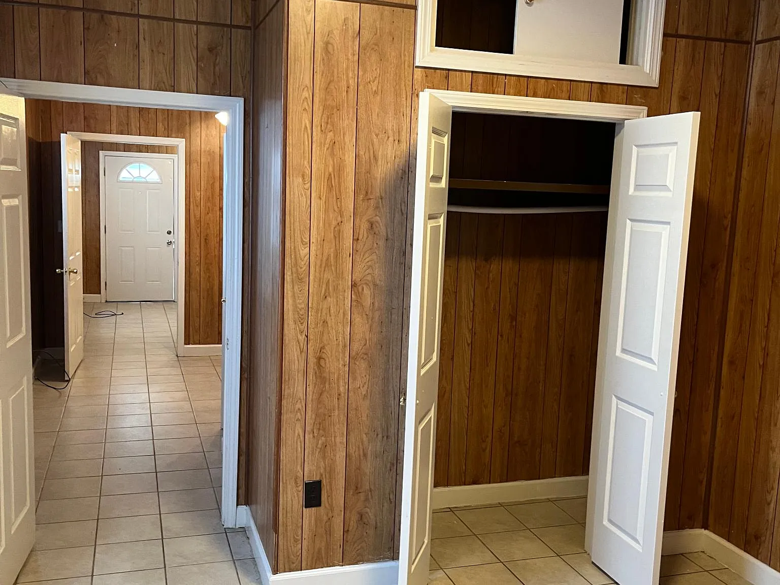 2 bed, $1,200 — Photo 4