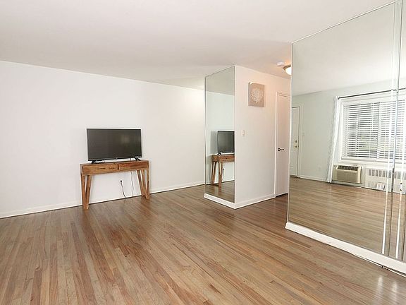 5th image of 2 Edmunton Dr APT A1