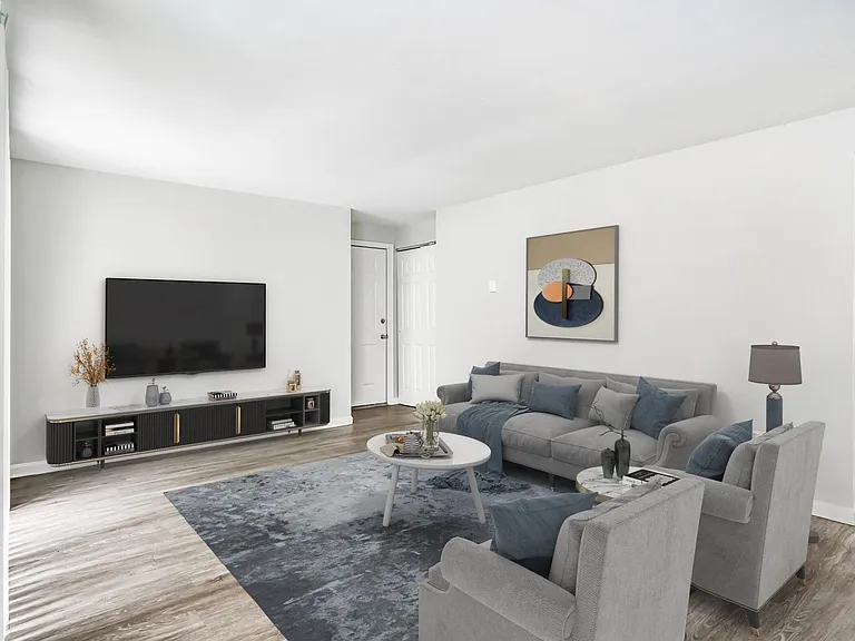 The Meridian Apartments — Photo 15