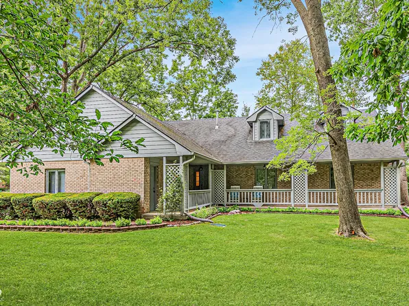 511 S Sawmill Rd, Whiteland, IN 46184