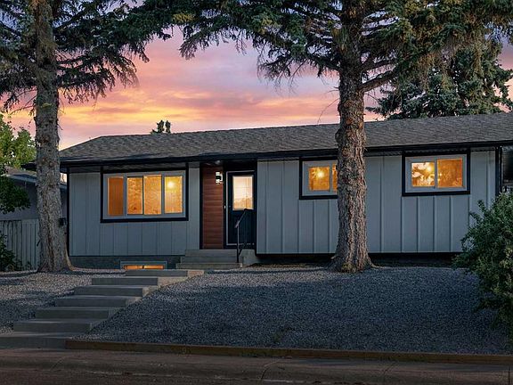 3rd image of 808 S Avonlea Pl SE