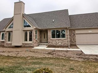 14957 Stoneybrook Dr, Shelby Township, MI 48315