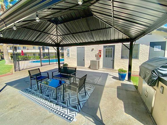 4th image of 1551 Montecito Rd #741