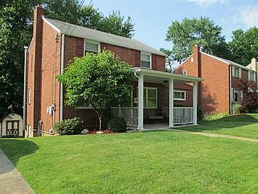 3rd image of 318 Macfarlane Dr