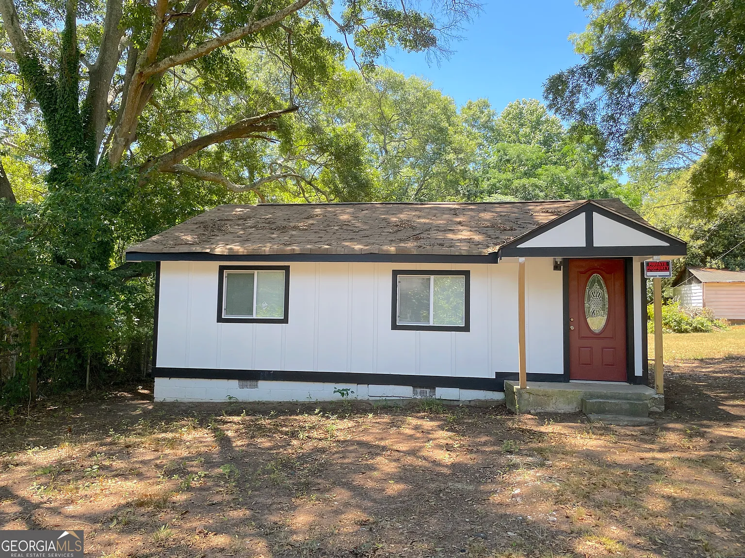 246 Spring St photo 1