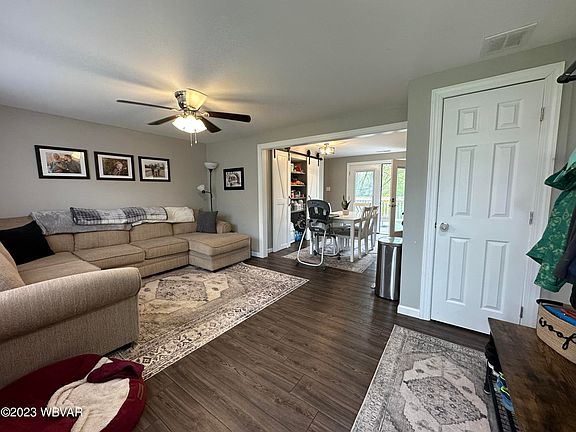 5th image of 35 Woodland Dr