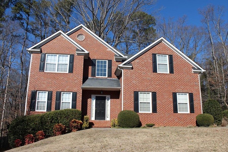 1st image of 232 Courtland Oaks Dr SW