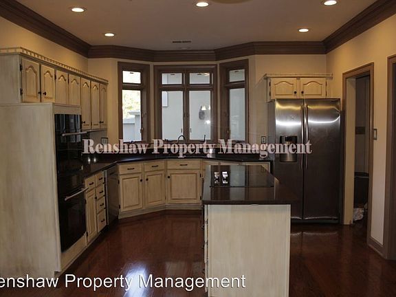 5th image of 3279 Gallery Dr