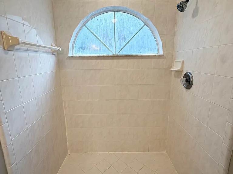 14174 Hampton Falls Dr N — Photo 23