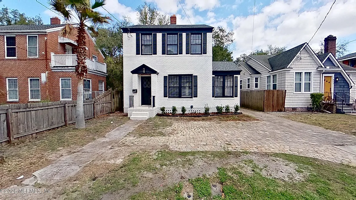 Building Photo - 1651 Flagler Ave