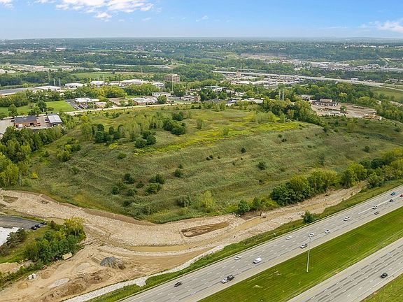 2nd image of 1329 E Schaaf Rd