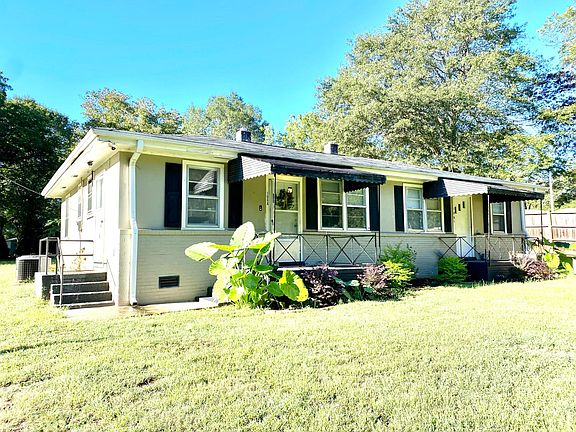 2nd image of 106 Long Forest Dr Unit A