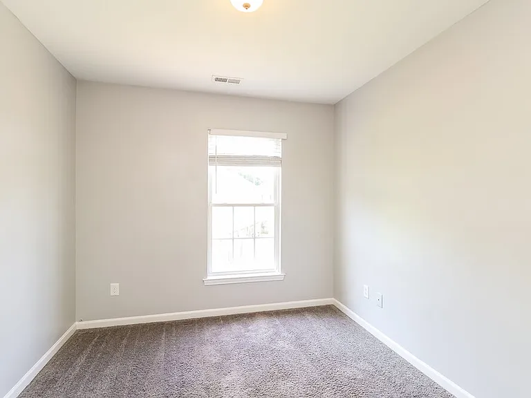 1518 Braveheart Ln — Photo 13