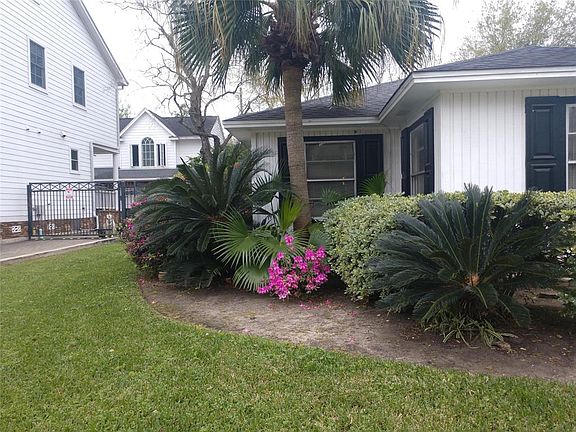 3rd image of 4619 Valerie St