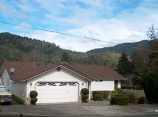 222 NW Woodbrook Dr, Grants Pass, OR