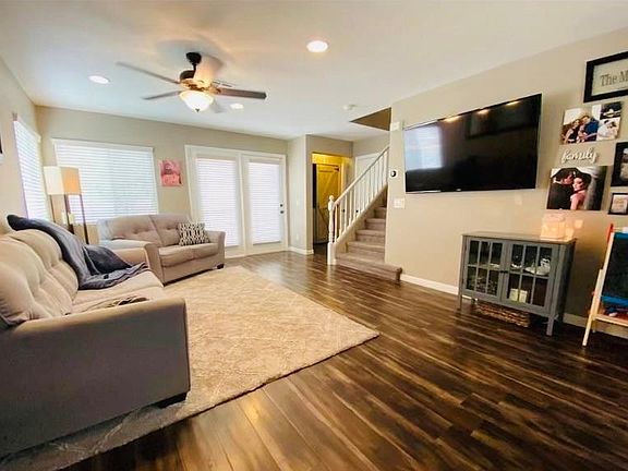 3rd image of 10436 Dark Sands Ave