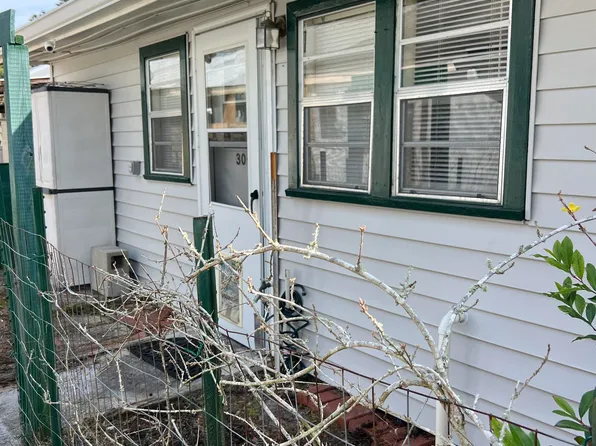 30-2 Parker Ave, Carrabelle, FL 32323