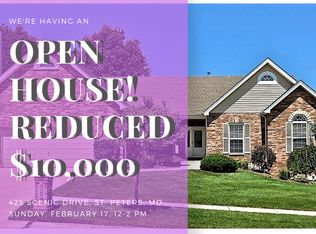 425 Scenic Dr, Saint Peters, MO 63376