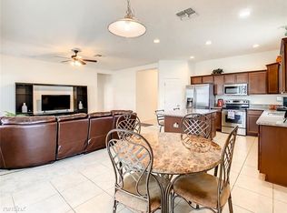 4009R Eternity Cir, Saint Cloud, FL 34772