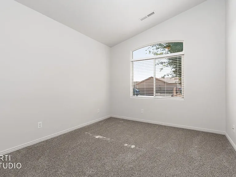 161 Burns Ln — Photo 16