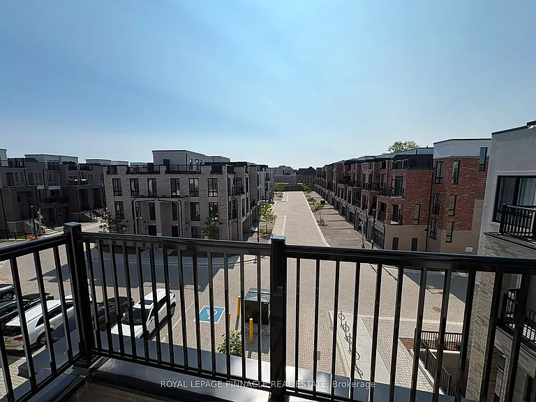3 Bancroft Ln #202 — Photo 34