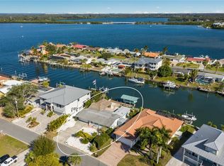 5204 Commonwealth Rd, Palmetto, FL 34221