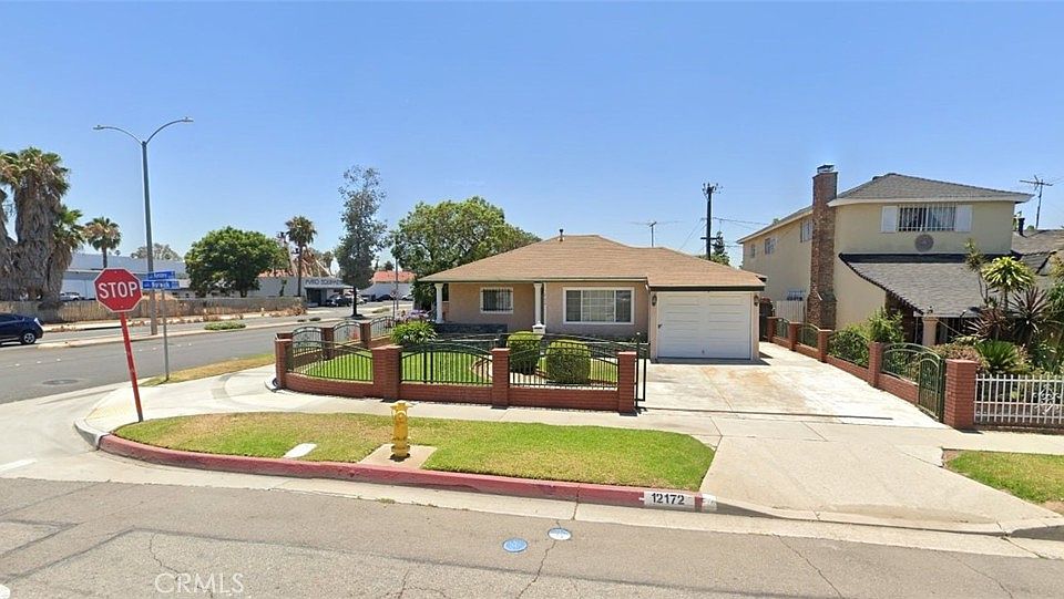 1st image of 12172 Kenney St