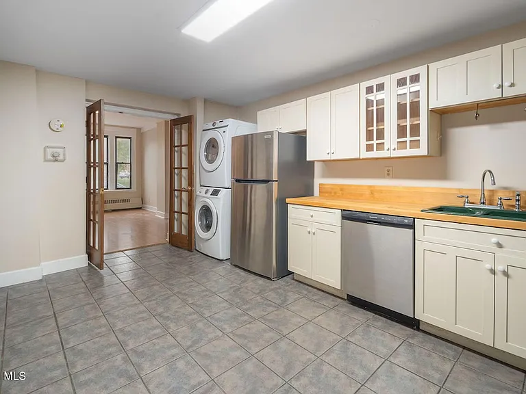 70 Willett St #1 — Photo 11