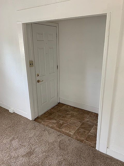 2nd image of 311 Grove St