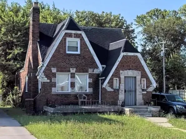 13428 Wilshire Dr, Detroit, MI 48213