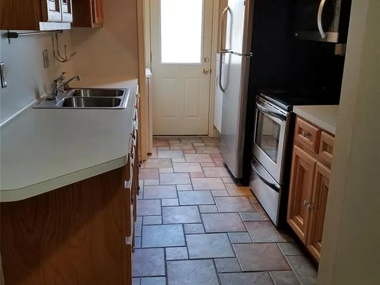 4210 Wyatt St #7 — Photo 3