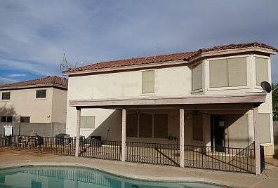 2nd image of 3814 S Emery Cir