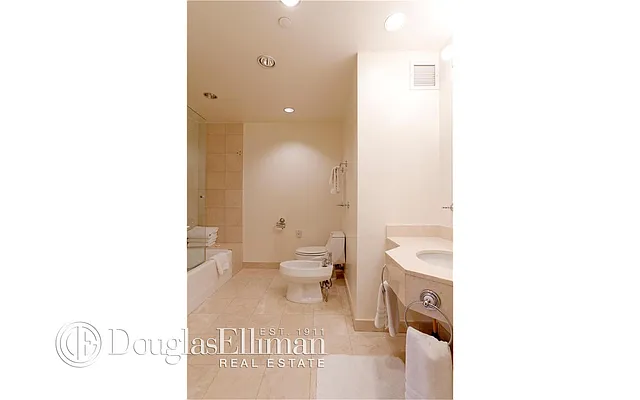 Rented by Douglas Elliman | media 52