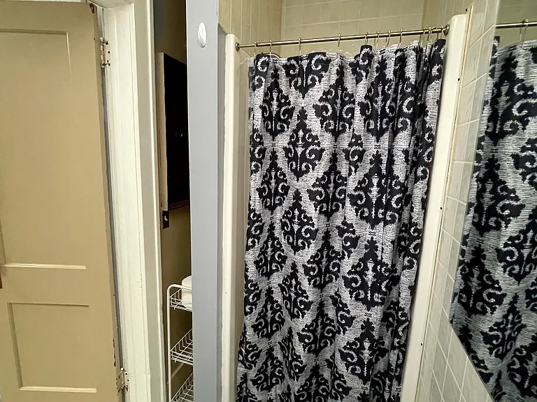 2313 Central Ave #10 — Photo 8