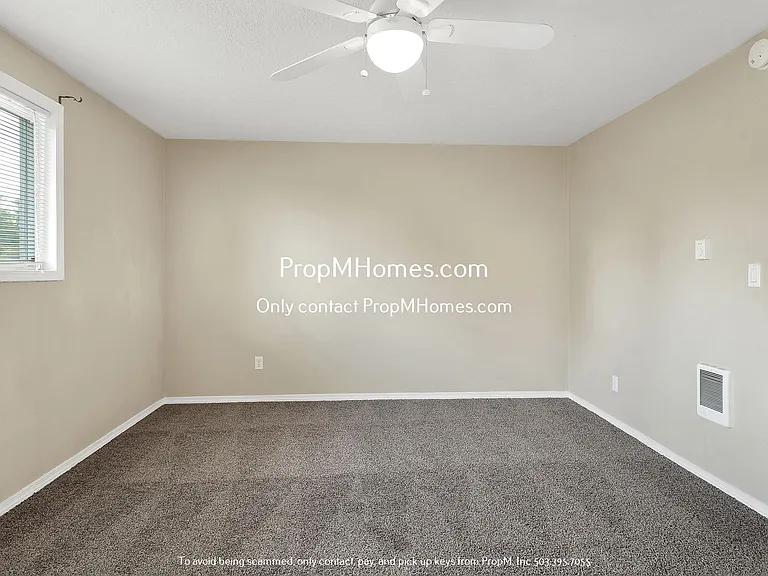 4417 Cornwall St — Photo 17