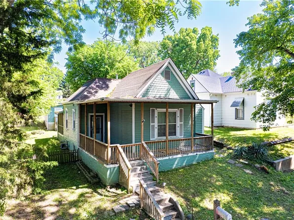 2405 Faraon St, Saint Joseph, MO 64501