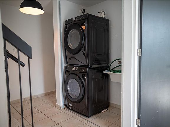 5th image of 29 Calle Basilio Catala #210