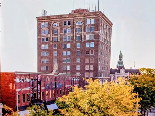 123 N Locust St #2, Grand Island, NE 68801