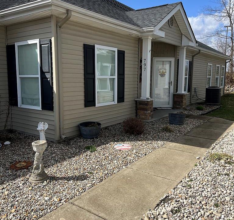 1st image of 797 Blossom Ct