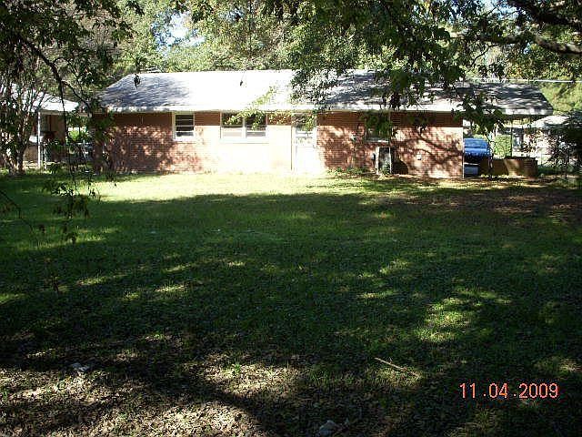 2nd image of 3006 Plantation Rd